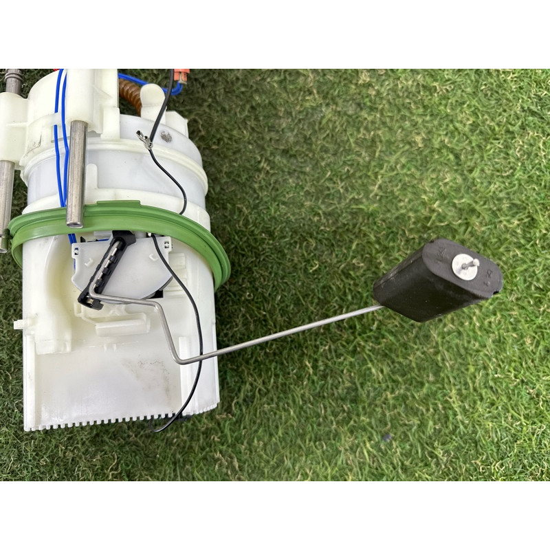 Топливный насос (топливная система) BMW X5 E70 2012 3.0 N55B30 16117207599