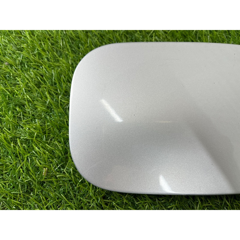 Лючок топливного бака (кузов и элементы) AUDI A4 B6 2.4BDV 8E0809905B