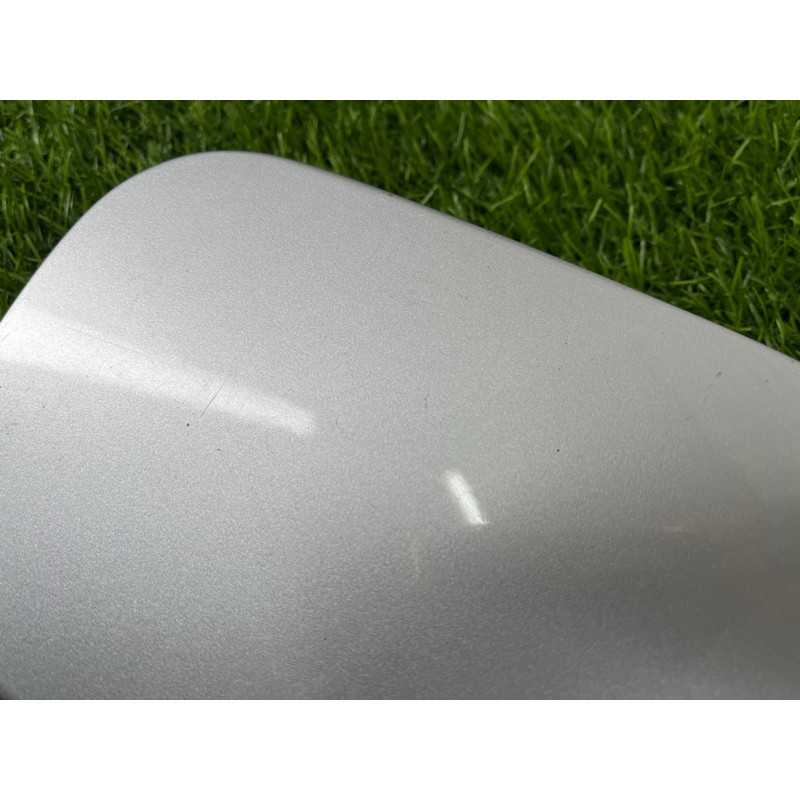 Лючок топливного бака (кузов и элементы) AUDI A4 B6 2.4BDV 8E0809905B