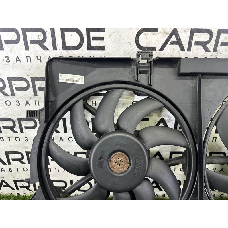 Вентилятор охлаждения радиатора (система охлаждения) AUDI A4 B8 2013 2.0 TFSI 8K0121207A