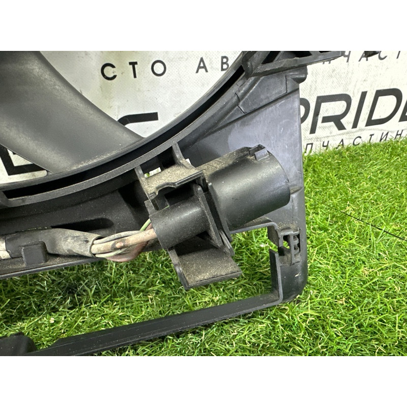 Вентилятор охлаждения радиатора (система охлаждения) AUDI A4 B8 2013 2.0 TFSI 8K0121207A