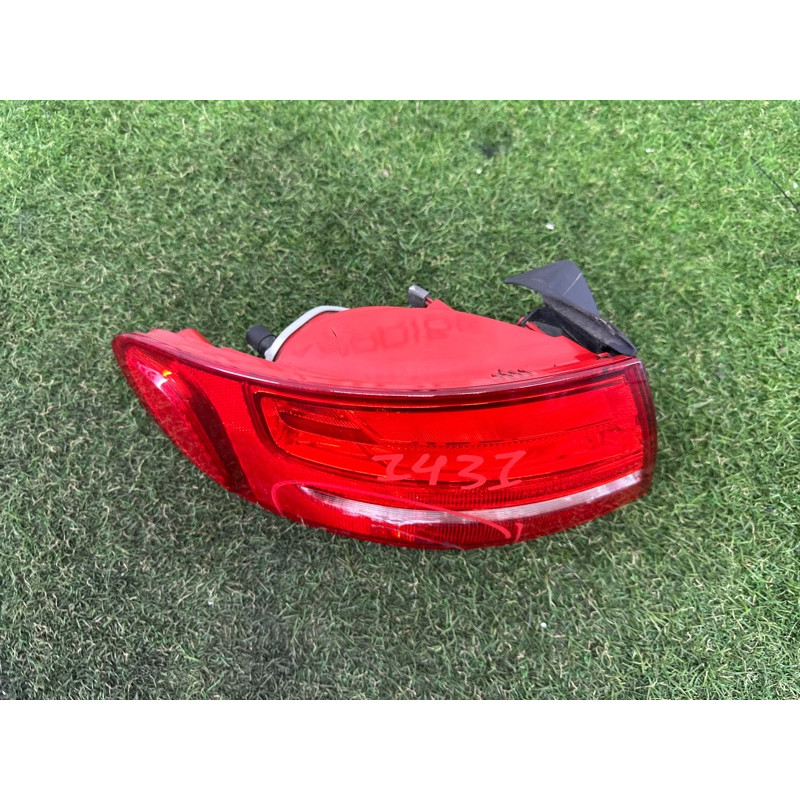 Задний фонарь (оптика) AUDI A4 B8 2013 2.0 TFSI 8K9945095A