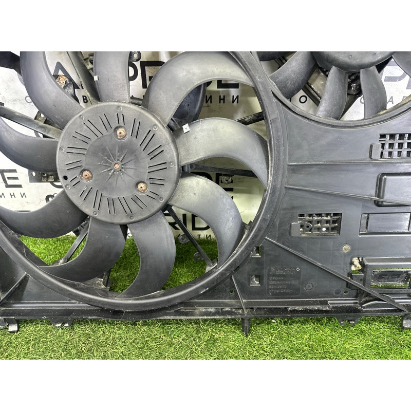 Вентилятор охлаждения радиатора (система охлаждения) LAND ROVER RANGE ROVER Sport L494 2016 3.0 Diesel LR084439