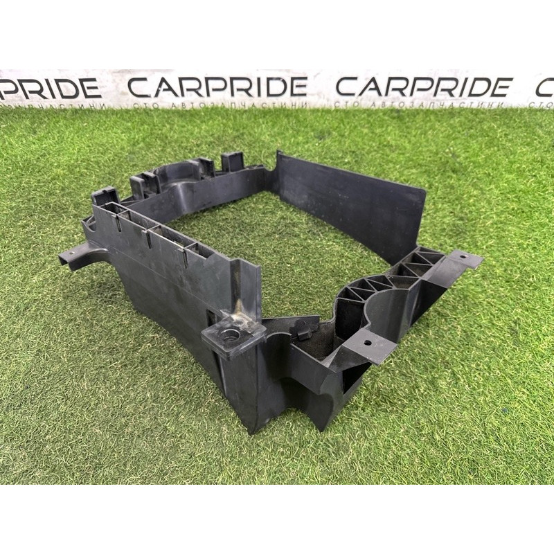 Диффузор радиатора (кузов и элементы) LAND ROVER Range Rover L405 2016 5.0 LR034556