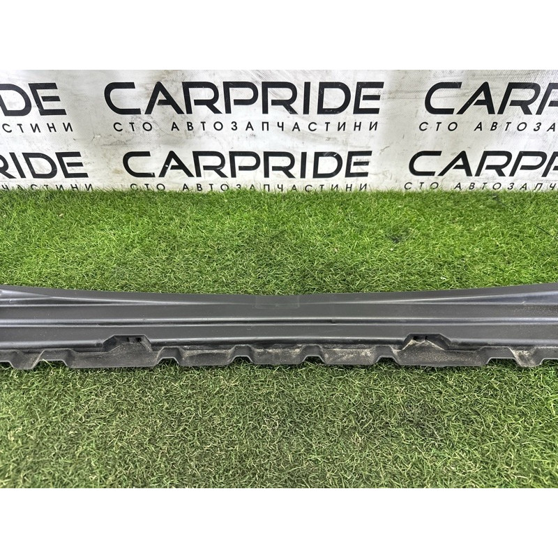 Телевизор (передняя часть кузова) (наружные элементы кузова) AUDI Q5 8R 2012 3.2 8R0805594B