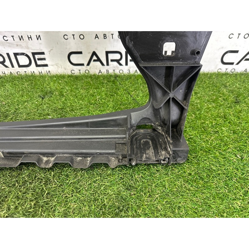 Телевизор (передняя часть кузова) (наружные элементы кузова) AUDI Q5 8R 2012 3.2 8R0805594B