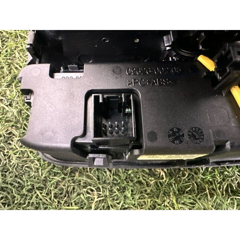 Блок управления климат-контролем (электрика / блоки управления) AUDI A4 B9 2017 2.0 TFSI 8W0919158SWI