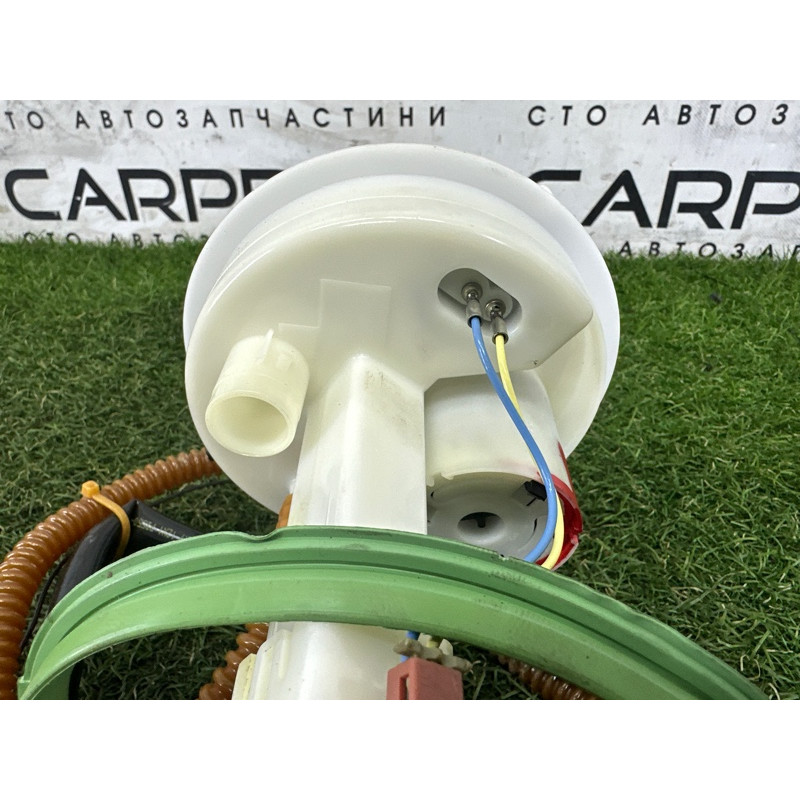 Датчик уровня топлива (электрика / датчики) BMW X5 F15 2015 4.4 16117212587