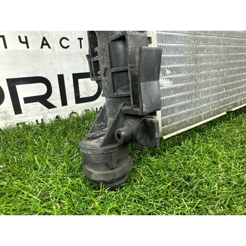 Радиатор охлаждения (система охлаждения) LAND ROVER Range Rover Evoque L538 2016 2.0 LR006715