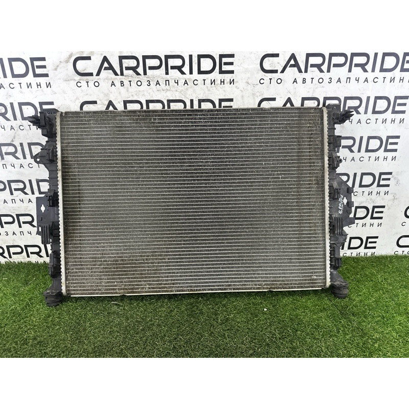 Радиатор охлаждения (система охлаждения) LAND ROVER Range Rover Evoque L538 2016 2.0 LR006715