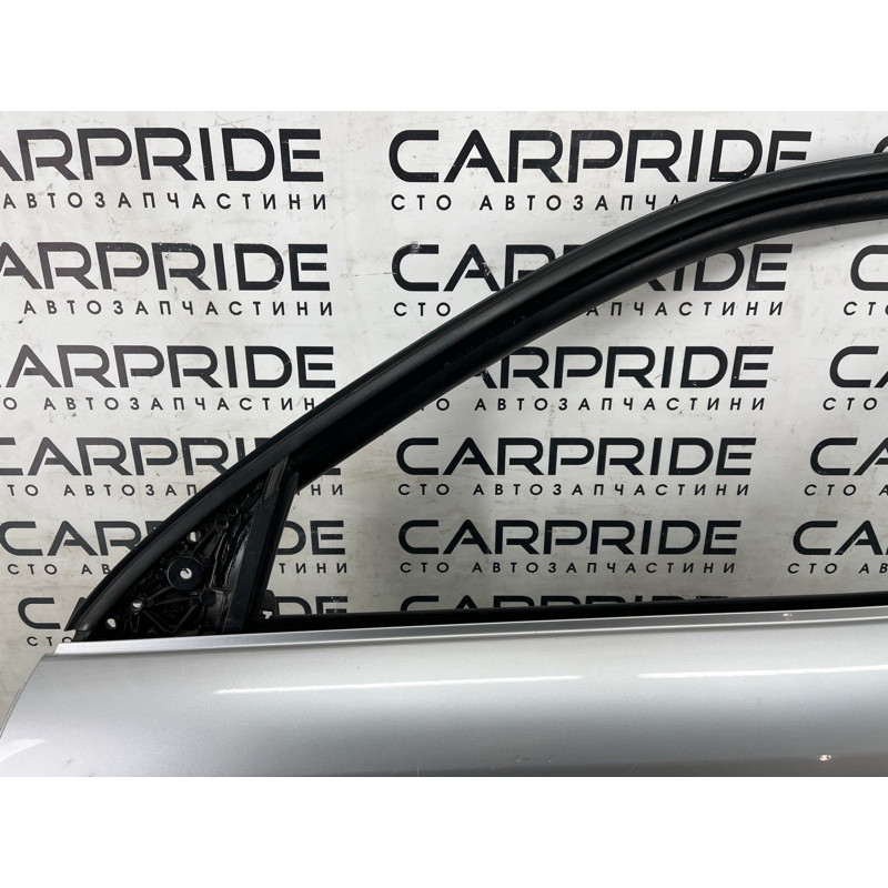 Дверь голая (наружные элементы кузова) AUDI A4 B6 2.4BDV 8E0831051