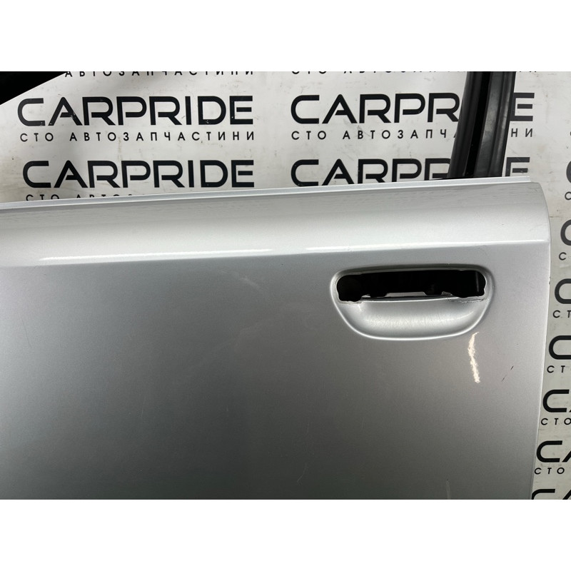 Дверь голая (наружные элементы кузова) AUDI A4 B6 2.4BDV 8E0831051