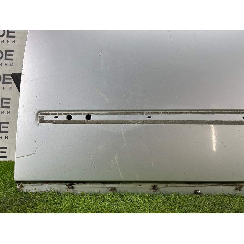 Дверь голая (наружные элементы кузова) AUDI A4 B6 2.4BDV 8E0831051