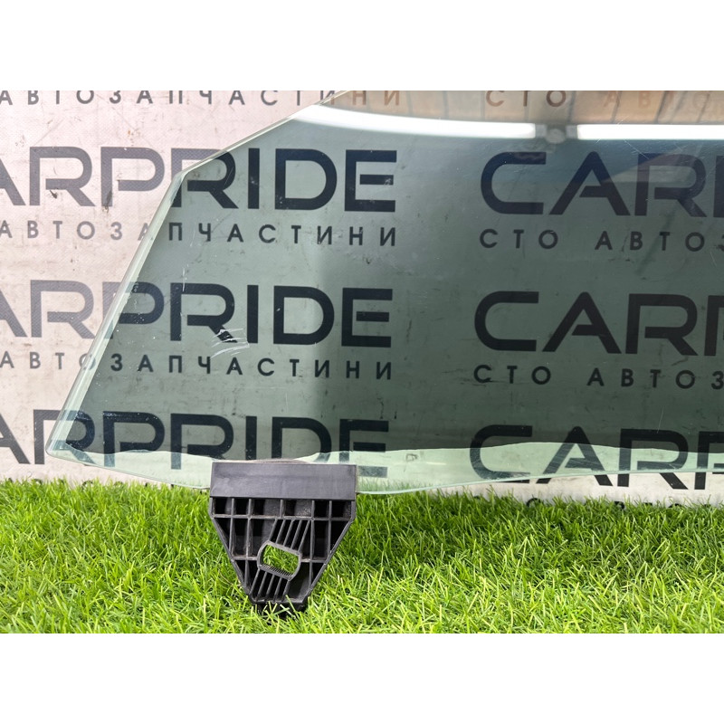 Стекло (кузов и элементы) AUDI A4 B6 2.4BDV 8E0845021D