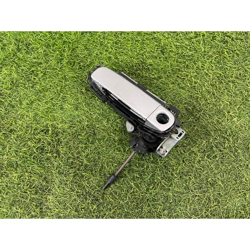 Ручка двери внешняя (кузов и элементы) AUDI A4 B6 2.4BDV 8E1837207