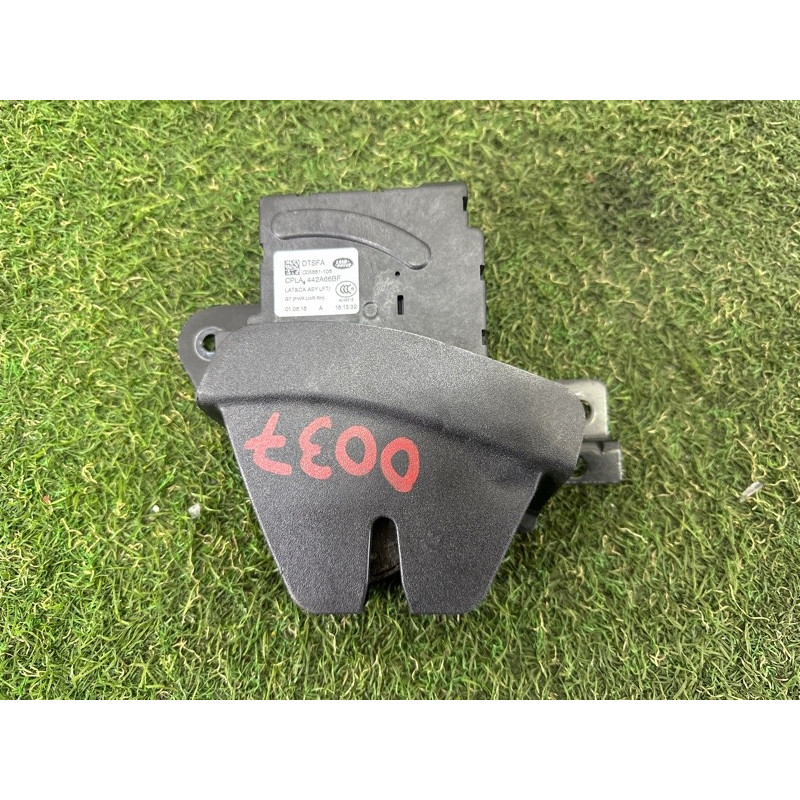 Замок багажника (кузов и элементы) LAND ROVER Range Rover L405 2016 5.0 LR072585