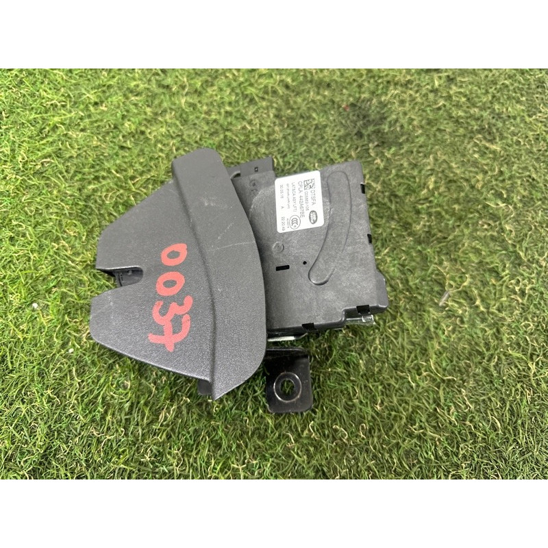 Замок багажника (кузов и элементы) LAND ROVER Range Rover L405 2016 5.0 LR072586