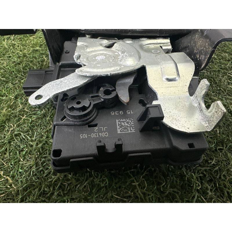 Замок багажника (кузов и элементы) LAND ROVER Range Rover L405 2016 5.0 LR072586