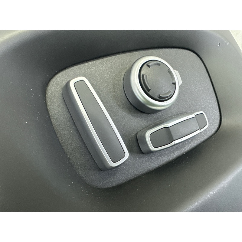 Блок регулировки сидения (закрытая категория) LAND ROVER Range Rover L405 2016 5.0 LR070623