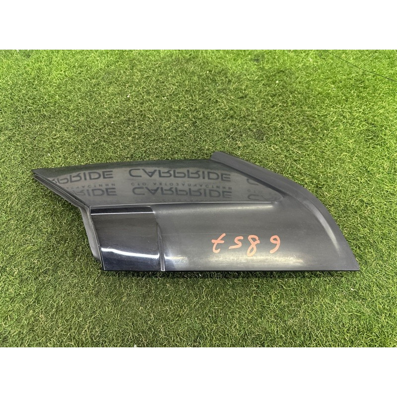 Накладка стойки (кузов и элементы) LAND ROVER Range Rover Evoque L538 2016 2.0 LR048703