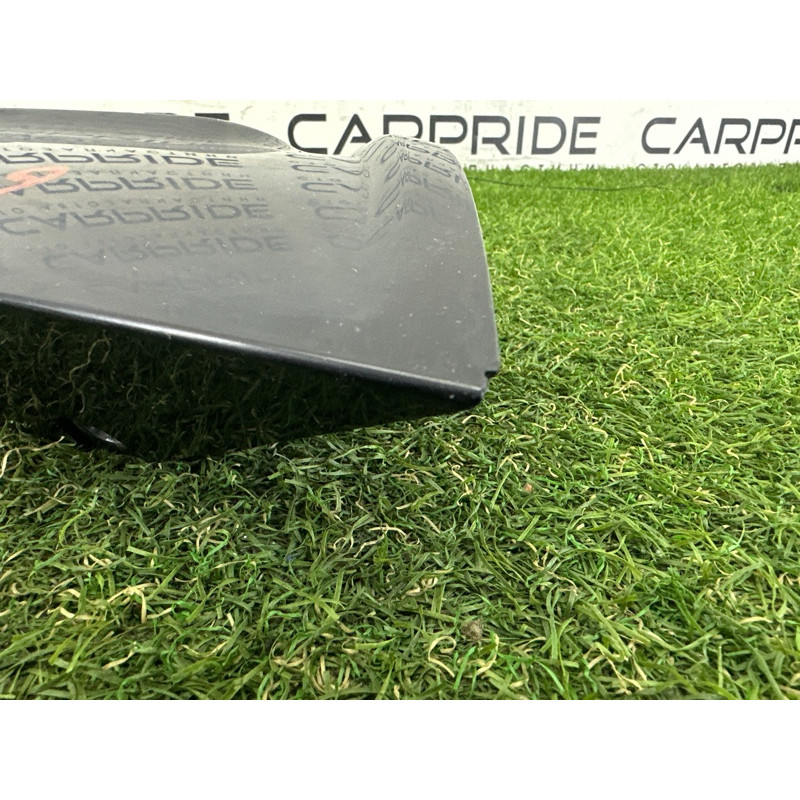 Накладка стойки (кузов и элементы) LAND ROVER Range Rover Evoque L538 2016 2.0 LR048703