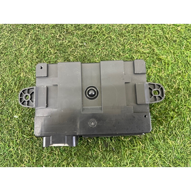 Блок бесключевого доступа (электрика / блоки управления) LAND ROVER Range Rover L405 2016 5.0 LR080744