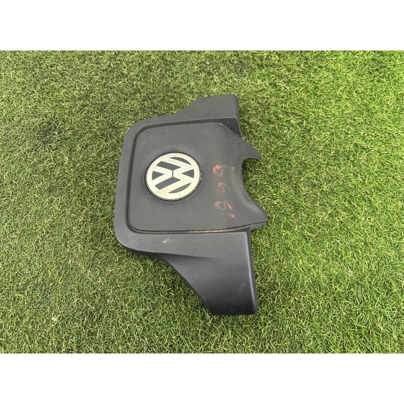 Декоративна кришка двигуна (двигун та елементи) Volkswagen Touareg NF 2013 3.0 Hybrid 7P0103926