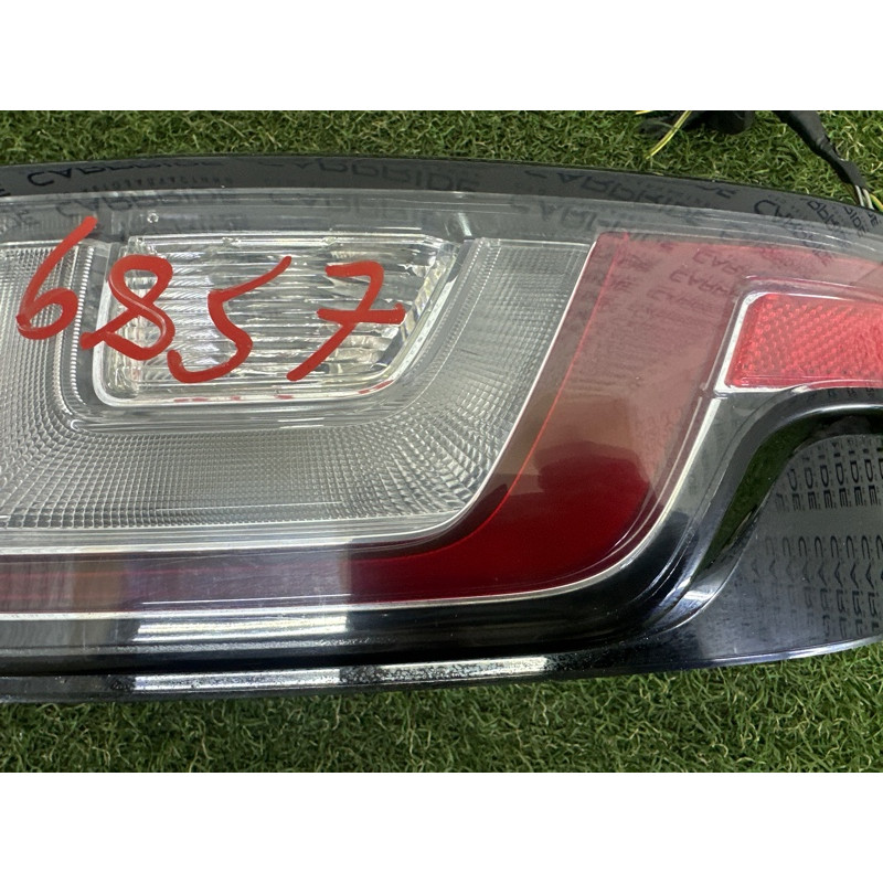 Задний фонарь (оптика) LAND ROVER Range Rover Evoque L538 2016 2.0 LR072648