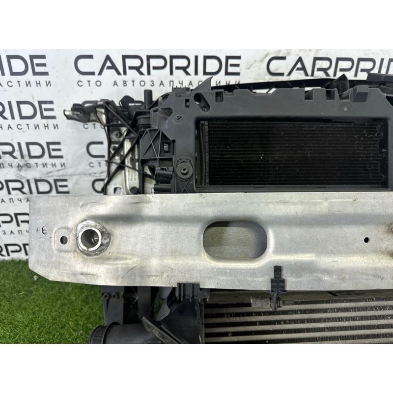 Телевизор (передняя часть кузова) (наружные элементы кузова) AUDI A4 B9 2017 2.0 TFSI 8W0805594