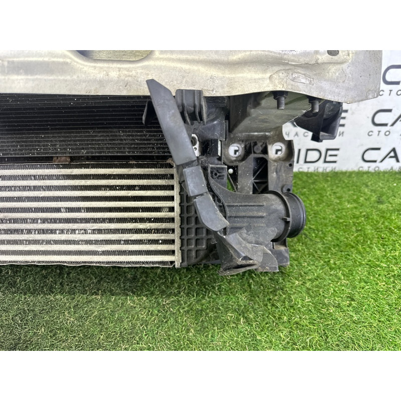 Телевизор (передняя часть кузова) (наружные элементы кузова) AUDI A4 B9 2017 2.0 TFSI 8W0805594