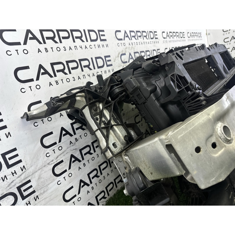 Телевизор (передняя часть кузова) (наружные элементы кузова) AUDI A4 B9 2017 2.0 TFSI 8W0805594