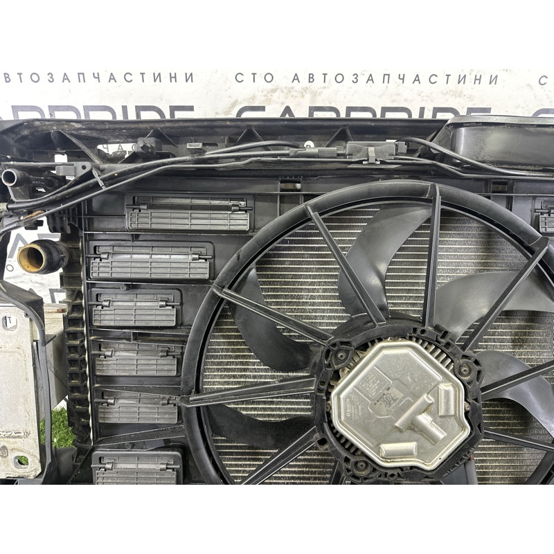 Телевизор (передняя часть кузова) (наружные элементы кузова) AUDI A4 B9 2017 2.0 TFSI 8W0805594