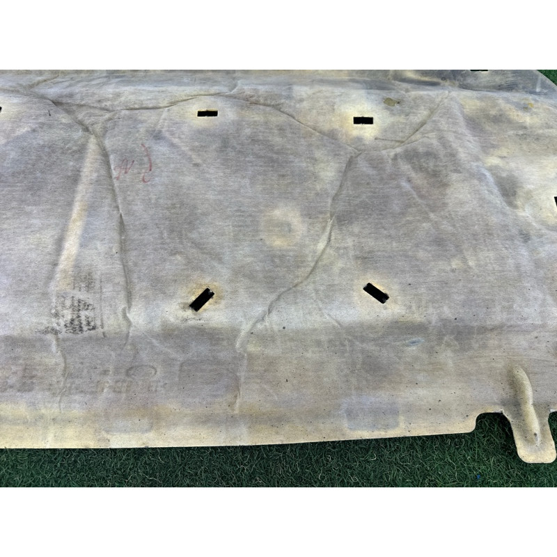 Шумоизоляция капота (кузов и элементы) LAND ROVER Range Rover Evoque L538 2016 2.0 LR066534