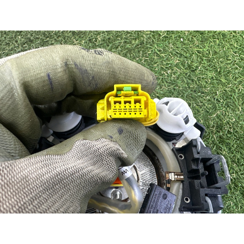 Airbag руля (airbag / безопасность) Volkswagen Touareg NF 2013 3.6 7P6880201K81U