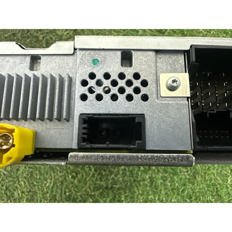 Блок управления мультимедиа (электрика / блоки управления) AUDI A4 B9 2017 2.0 TFSI 8W0035654A