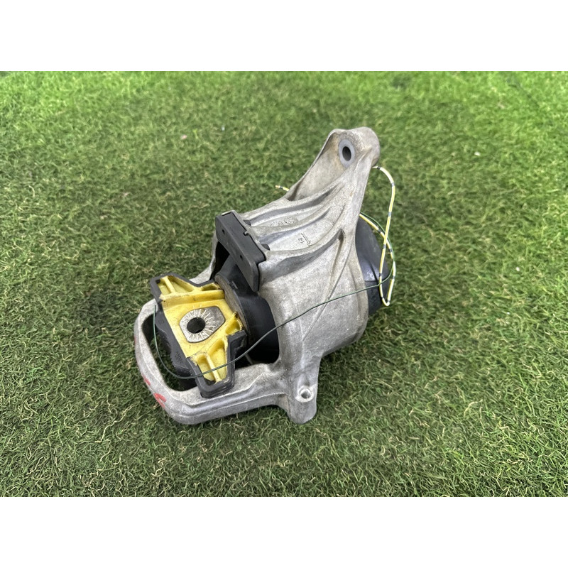 Подушка двигателя (двигатель и элементы) AUDI A4 B9 2017 2.0 TFSI 8W0199371BH