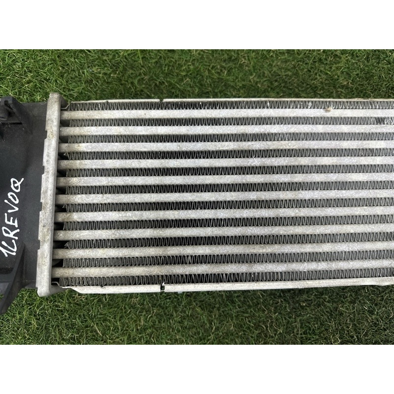 Интеркулер (система охлаждения) LAND ROVER Range Rover Evoque L538 2016 2.0 LR031467