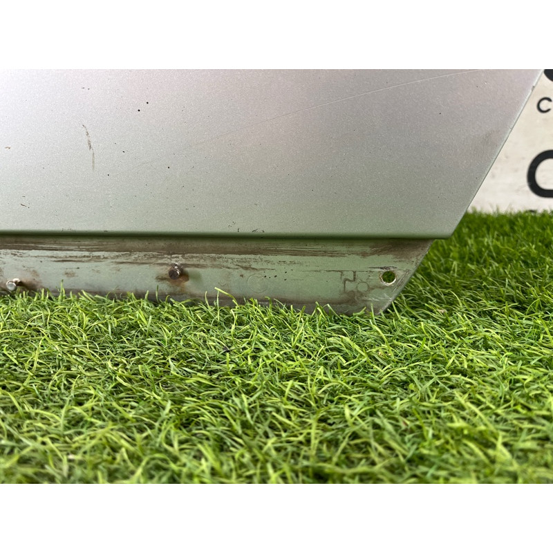 Дверь голая (наружные элементы кузова) AUDI A4 B6 2.4BDV 8E0833051