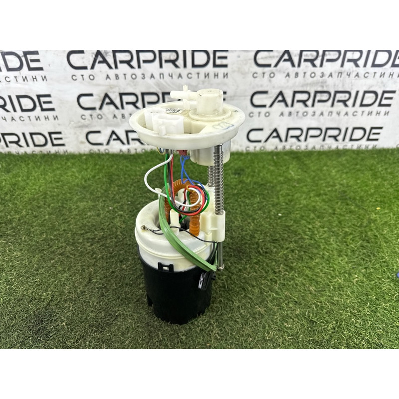 Топливный насос (топливная система) BMW X5 F15 2015 4.4 16117212585