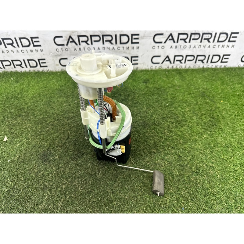 Топливный насос (топливная система) BMW X5 F15 2015 4.4 16117212585