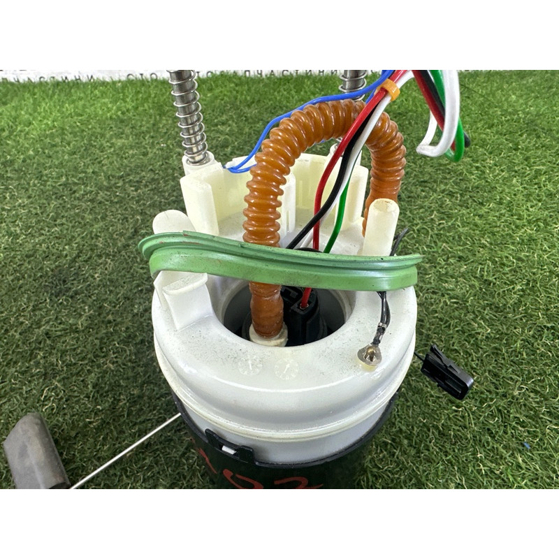 Топливный насос (топливная система) BMW X5 F15 2015 4.4 16117212585