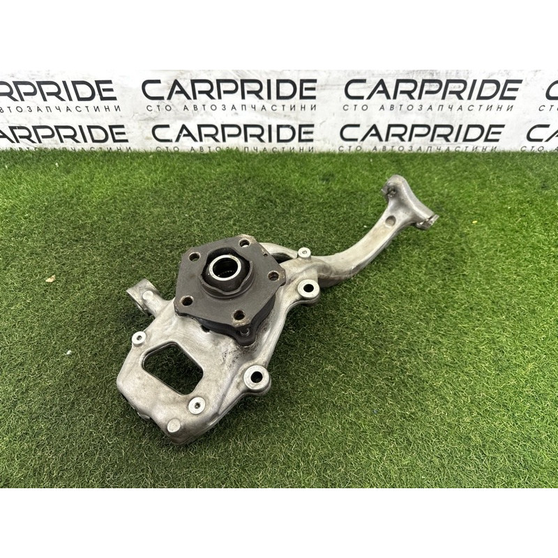 Поворотный кулак (подвеска) AUDI A4 B9 2017 2.0 TFSI 8W0407253F
