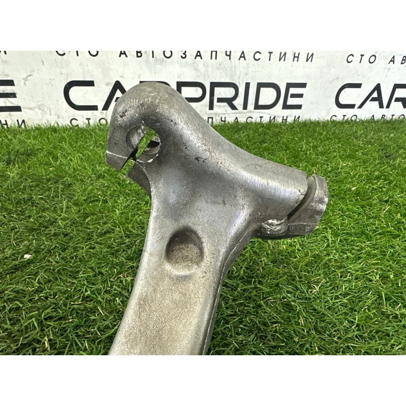 Поворотный кулак (подвеска) AUDI A4 B9 2017 2.0 TFSI 8W0407253F