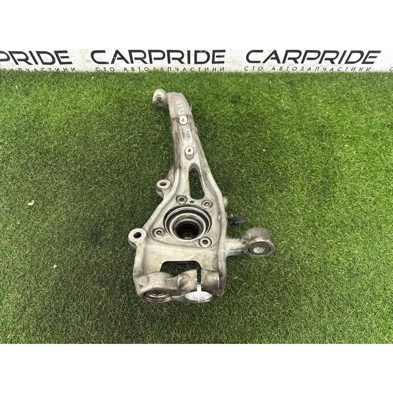 Поворотный кулак (подвеска) AUDI A4 B9 2017 2.0 TFSI 8W0407253F