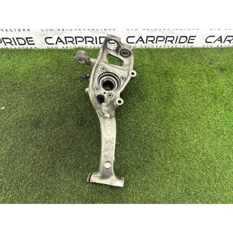 Поворотный кулак (подвеска) AUDI A4 B9 2017 2.0 TFSI 8W0407253F