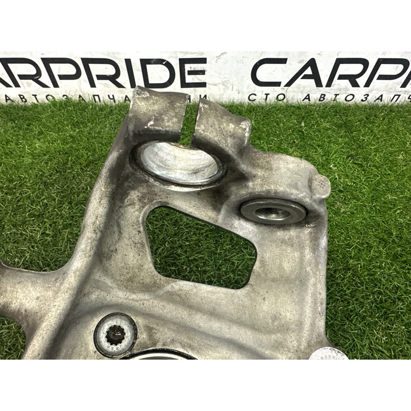 Поворотный кулак (подвеска) AUDI A4 B9 2017 2.0 TFSI 8W0407253F