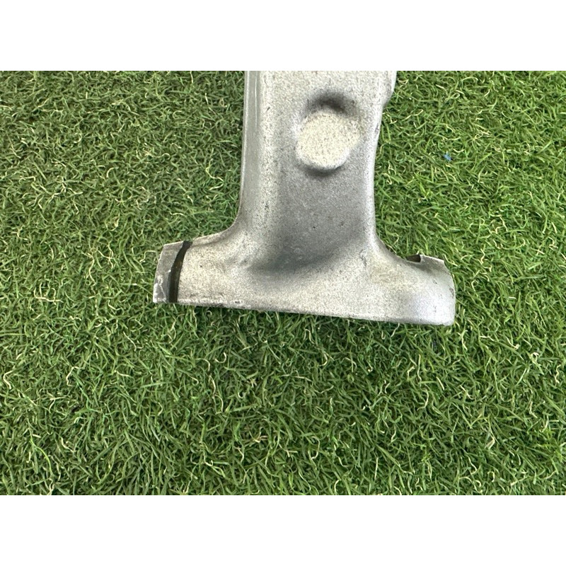 Поворотный кулак (подвеска) AUDI A4 B9 2017 2.0 TFSI 8W0407253F