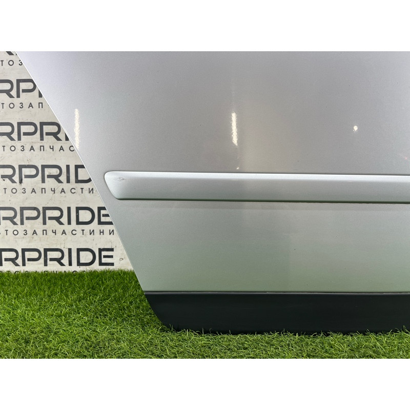 Дверь голая (наружные элементы кузова) AUDI A4 B6 2.4BDV 8E0833052