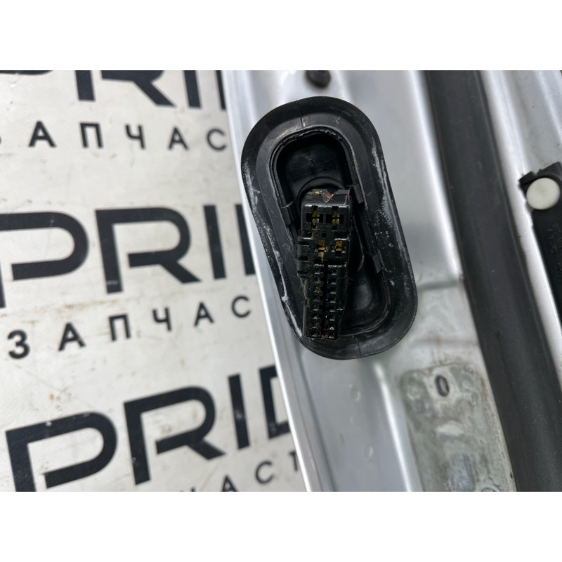 Дверь голая (наружные элементы кузова) AUDI A4 B6 2.4BDV 8E0833052