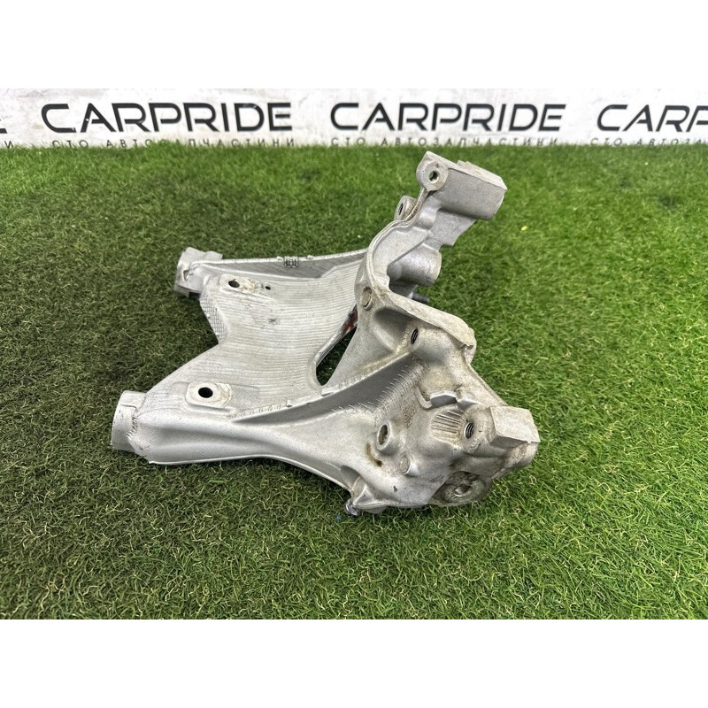 Кронштейн подрамника (подвеска) AUDI A4 B9 2017 2.0 TFSI 8W0399295E